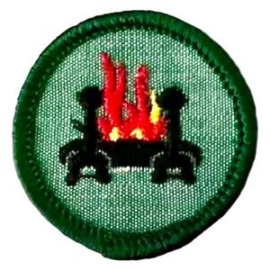 Vintage 1964 Girl Scouts Badge - Round 1.5”